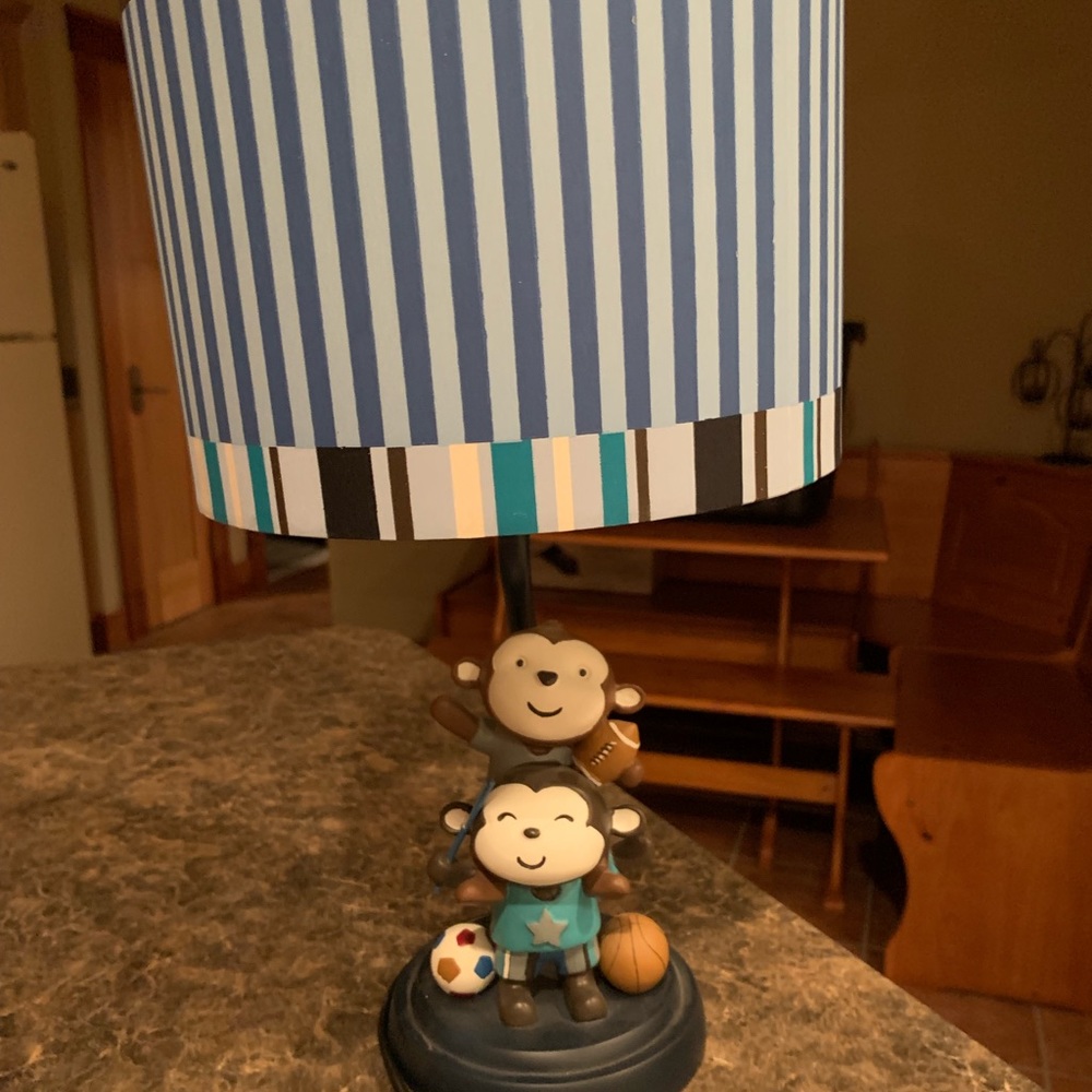 Lamp that goes with nursery bedding set